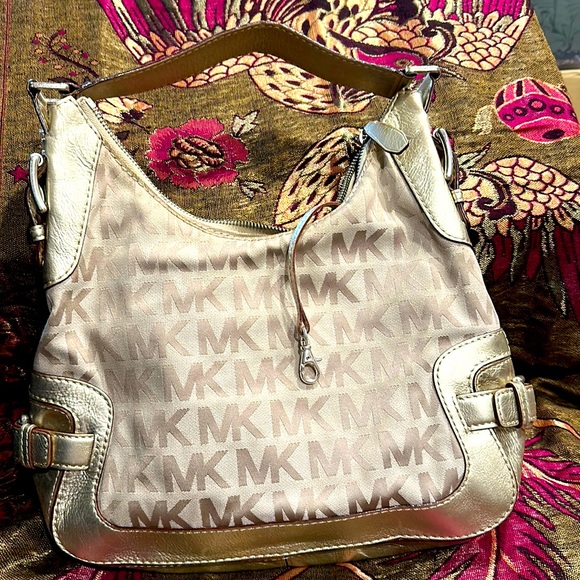 Michael Kors Handbags - EUC-MK GOLD CANVAS BAG